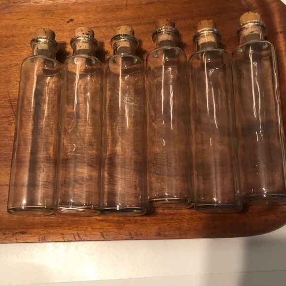 Six interesting spice bottles and holder to hang on your kitchen wall- new - Picture 6 of 8